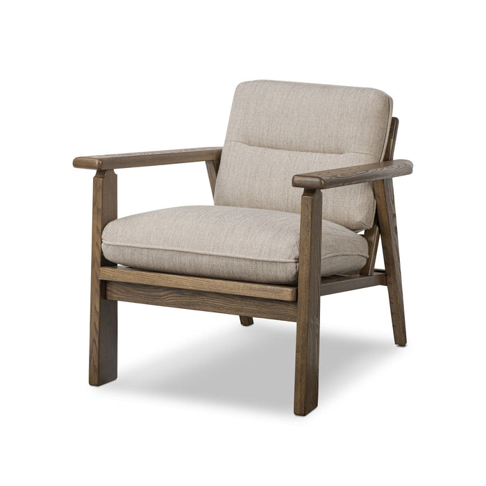 James Lounge Chair