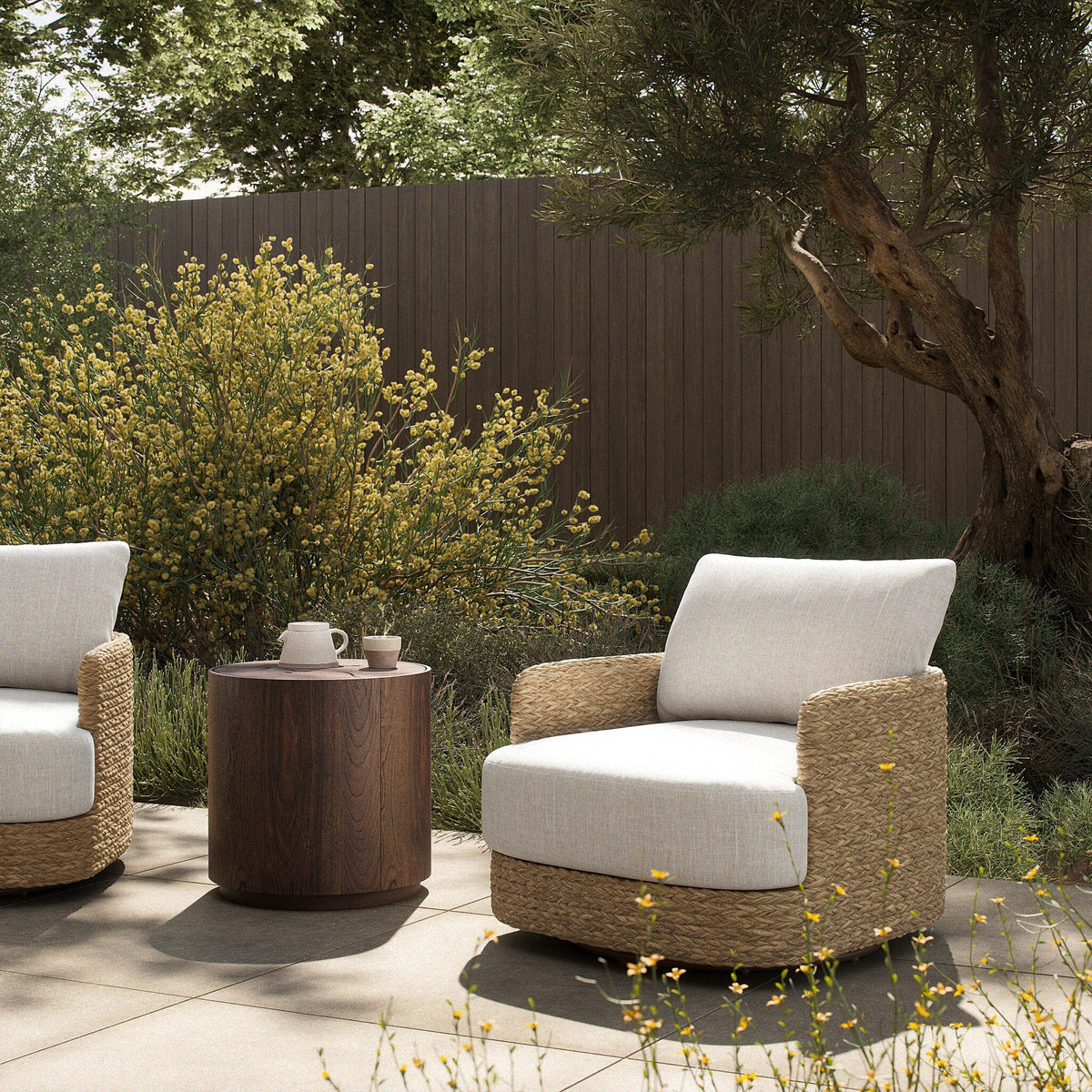 Kristen Outdoor Swivel Lounge Chair