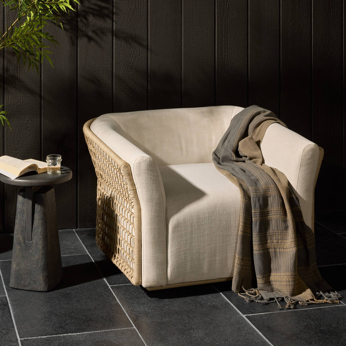 Ellen Outdoor Swivel Chair