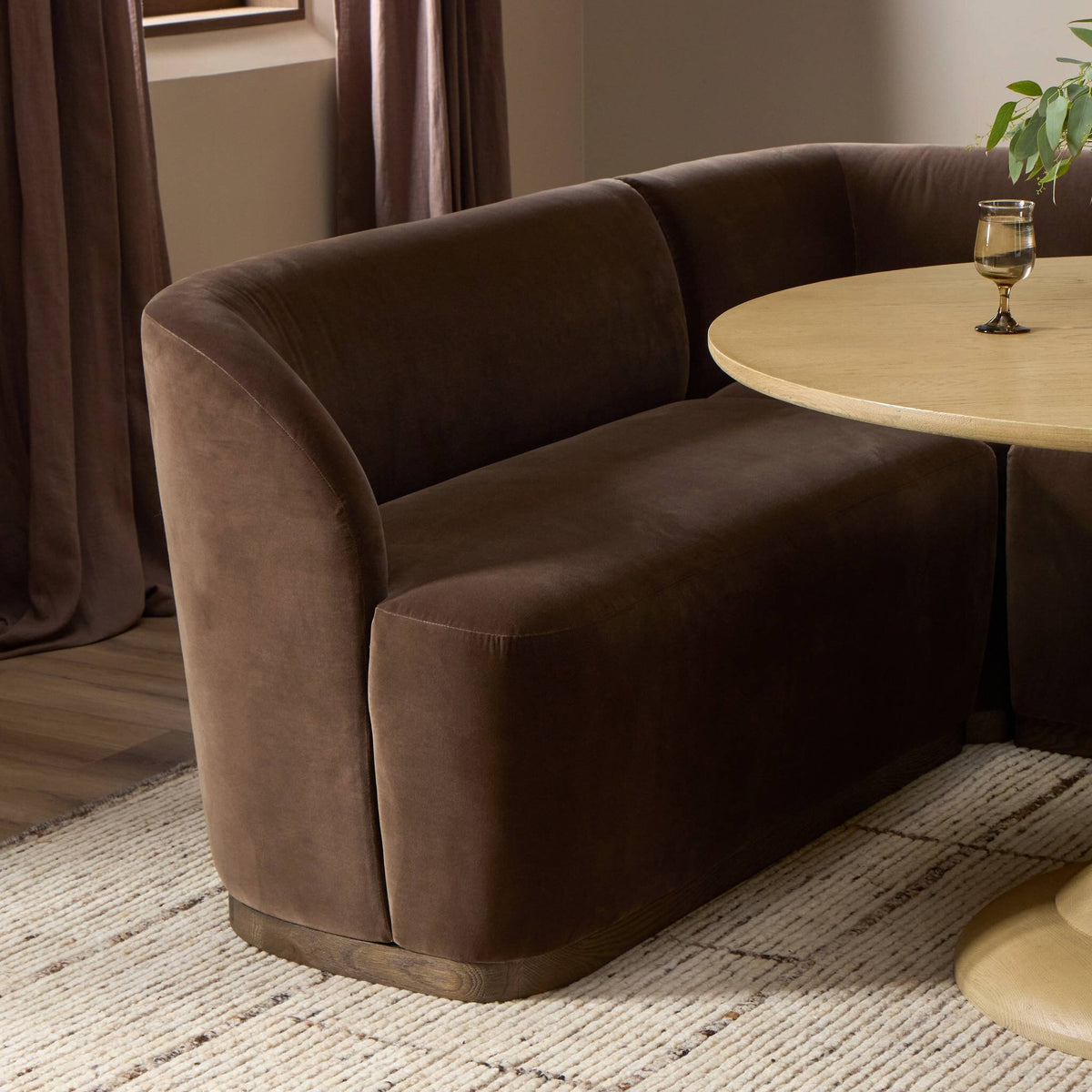 Banquette L-Shape