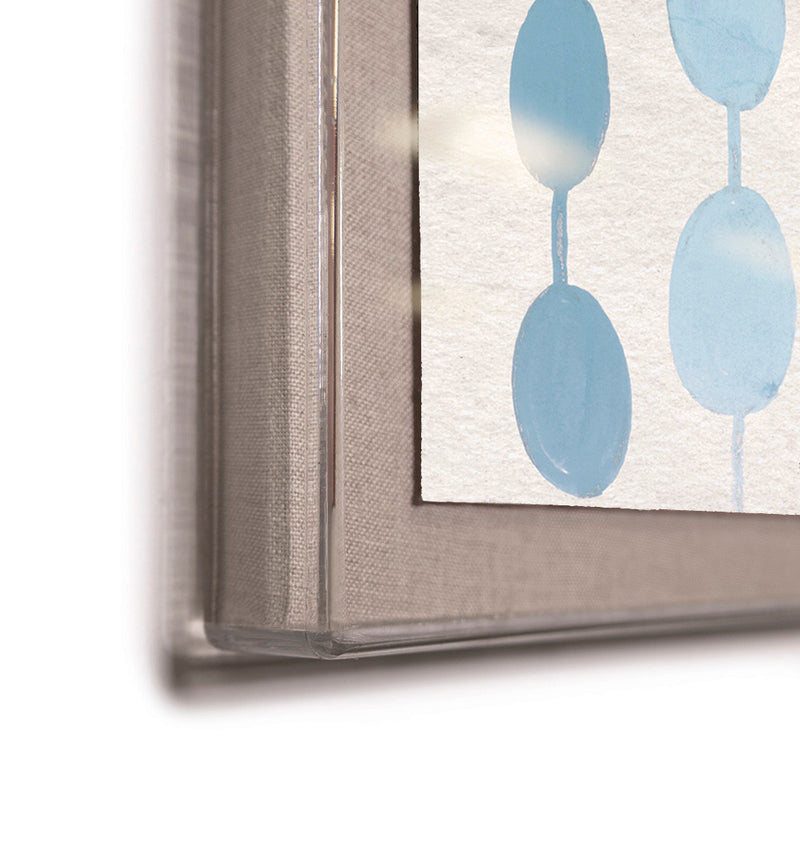 Les Perles Bleues by Paule Marrot