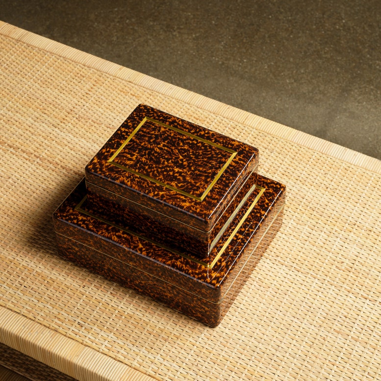 High-Gloss Faux Tortoise Box Set