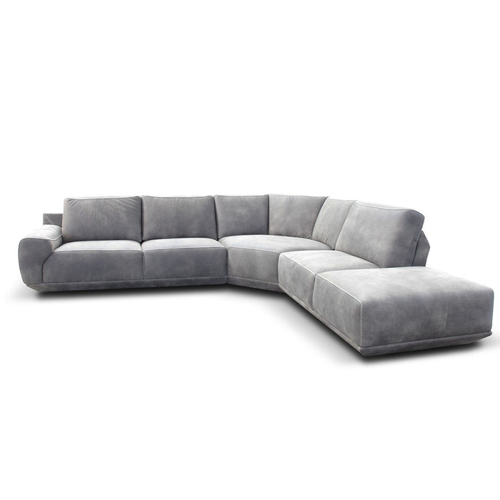 Artu’ Sectional